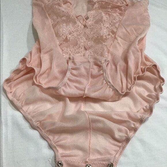Formfit Rogers Vintage Baby Pink Bodysuit Mushroom Style Size 34/12 - Picture 10 of 14